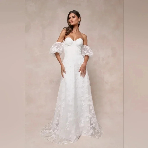 Lulu's Romantic Dedication White Floral Off-the-Shoulder Gown Wedding Party - Picture 2 of 12